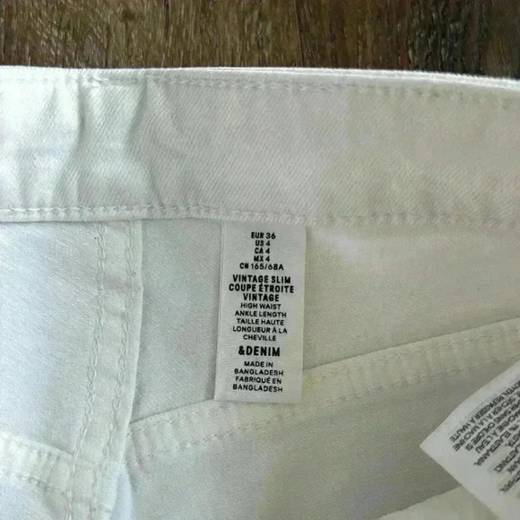 &Demin White jeans. Women’s size 4. Great condition! - Picture 3 of 6